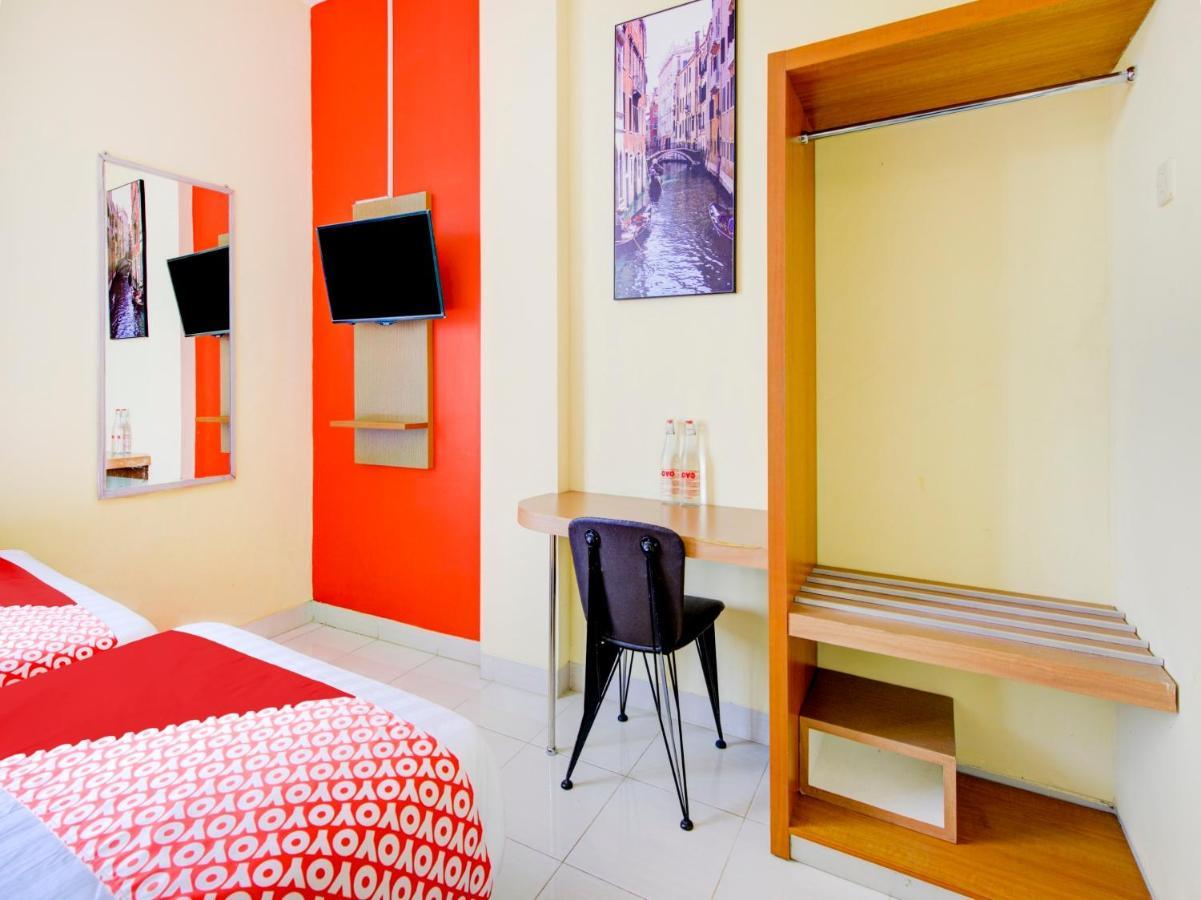 Oyo 3746 Double Tree Guesthouse Purwokerto Buitenkant foto