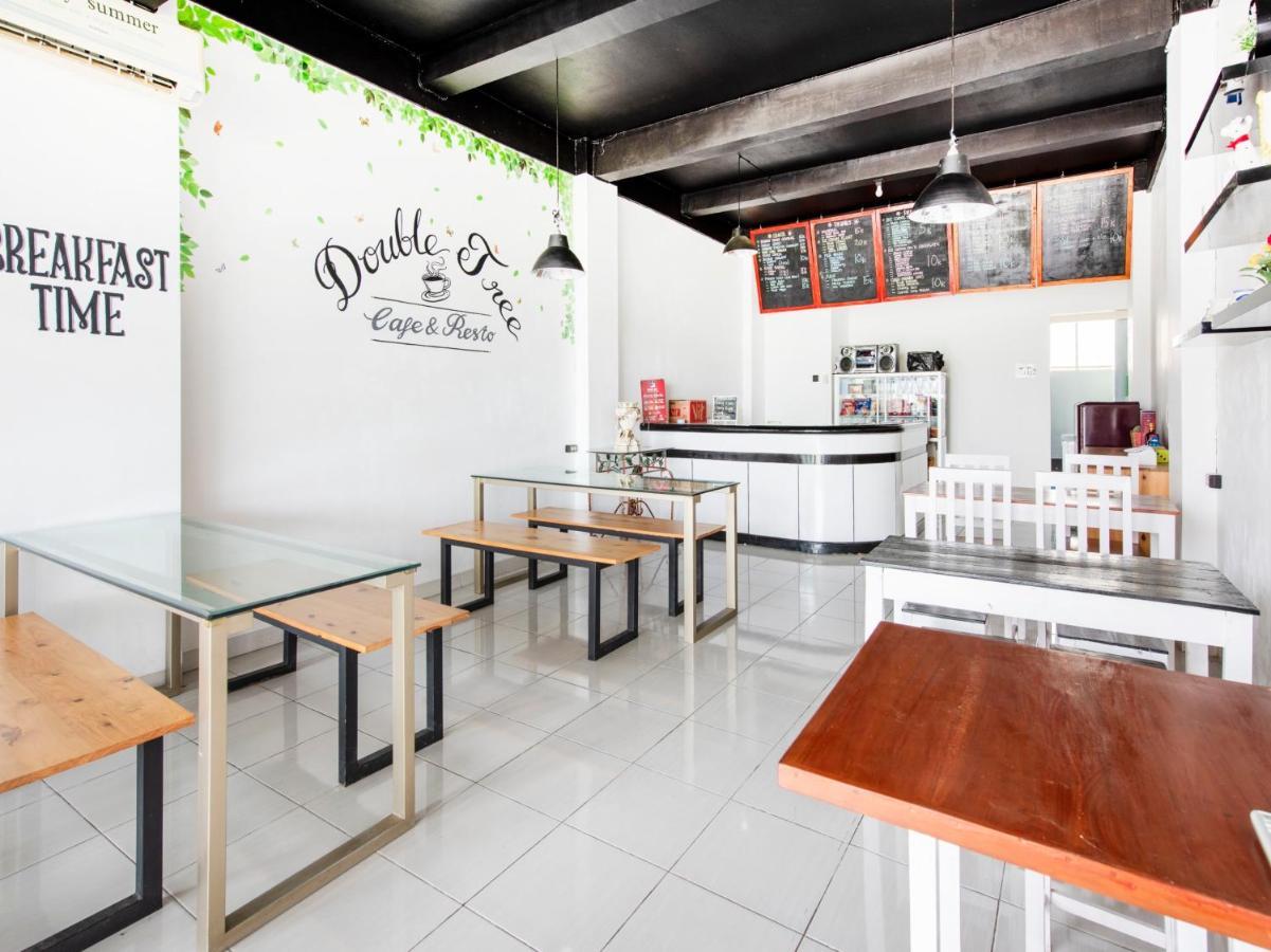 Oyo 3746 Double Tree Guesthouse Purwokerto Buitenkant foto