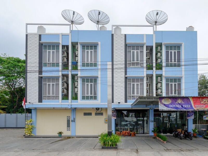 Oyo 3746 Double Tree Guesthouse Purwokerto Buitenkant foto