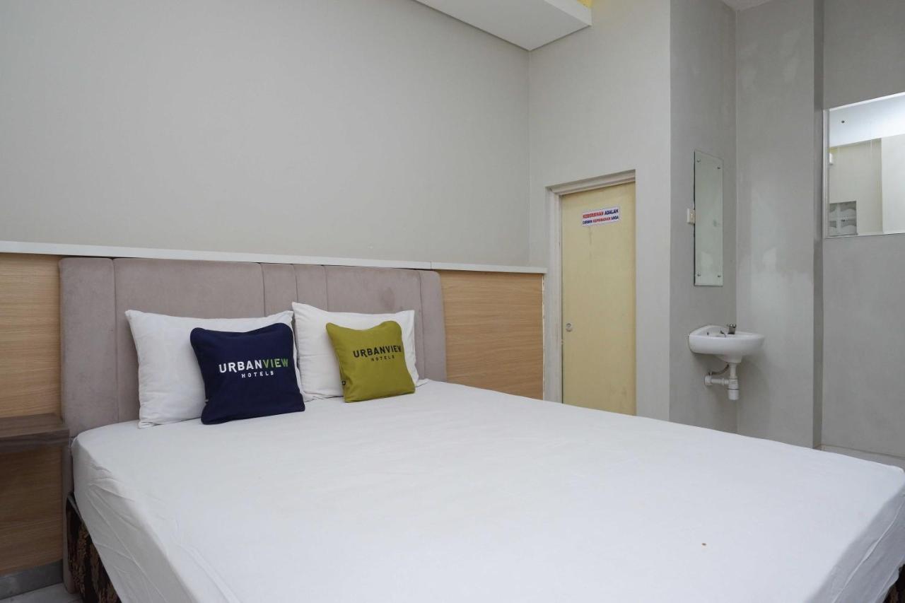 Oyo 3746 Double Tree Guesthouse Purwokerto Buitenkant foto
