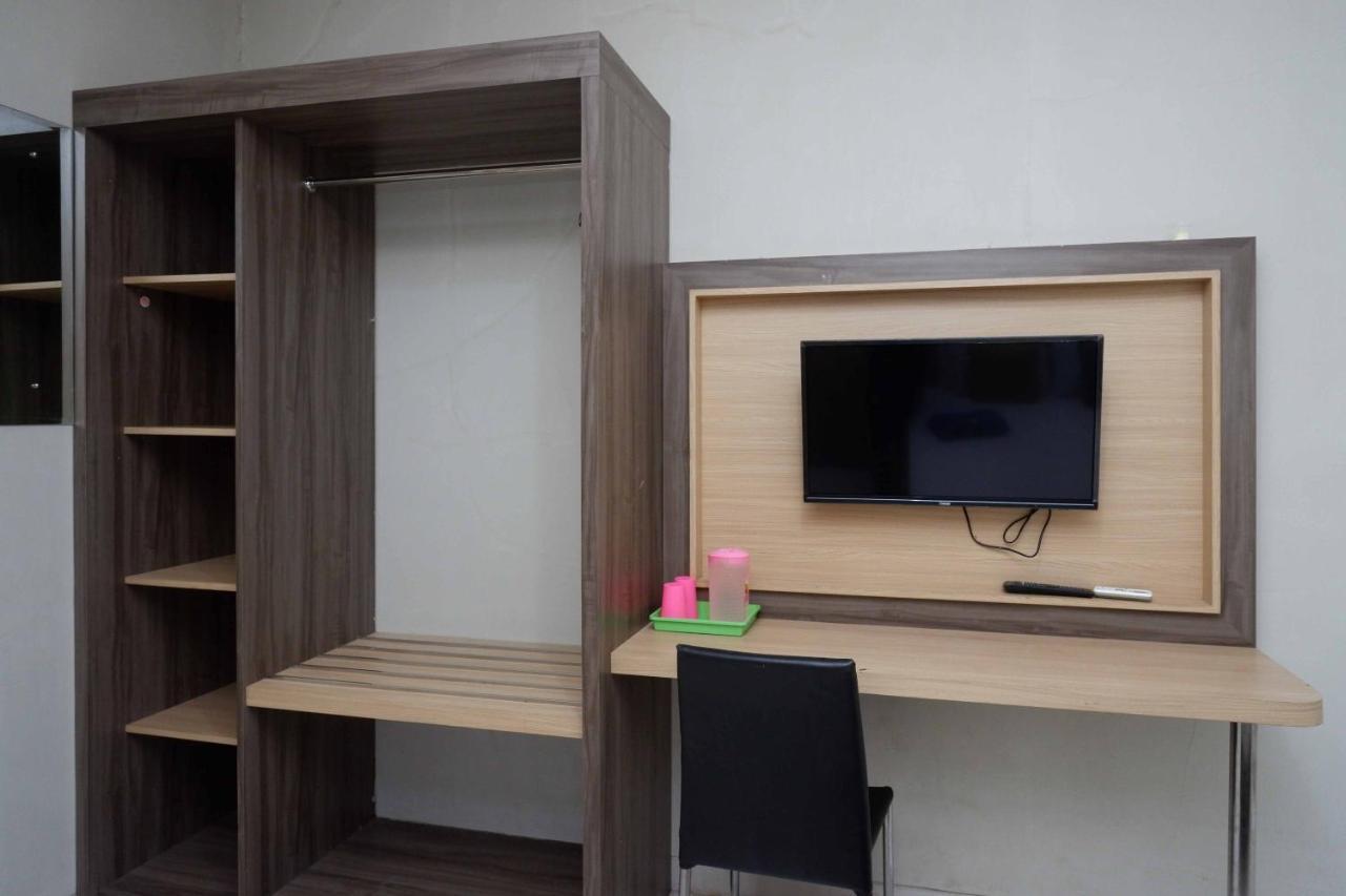 Oyo 3746 Double Tree Guesthouse Purwokerto Buitenkant foto