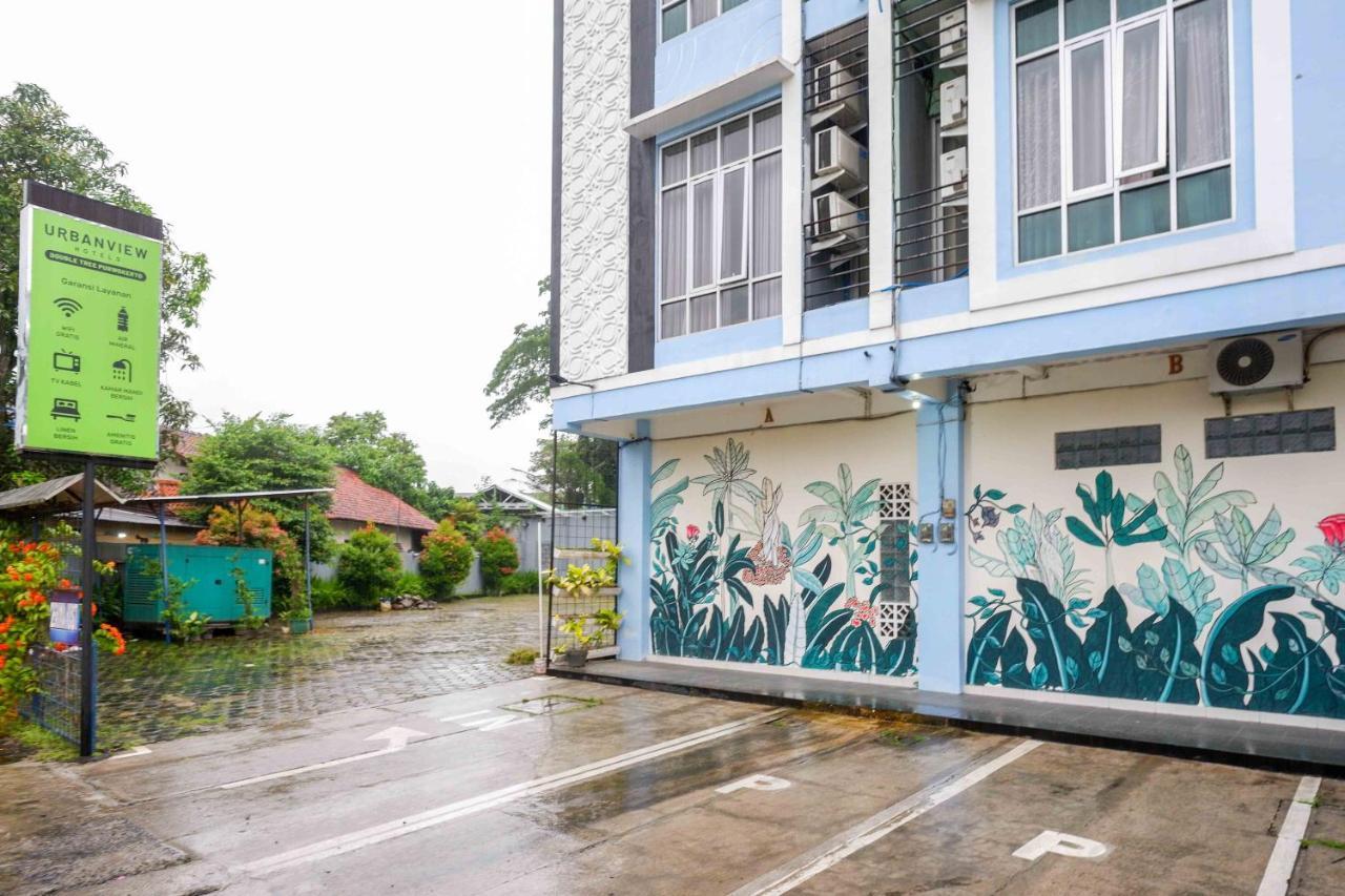 Oyo 3746 Double Tree Guesthouse Purwokerto Buitenkant foto