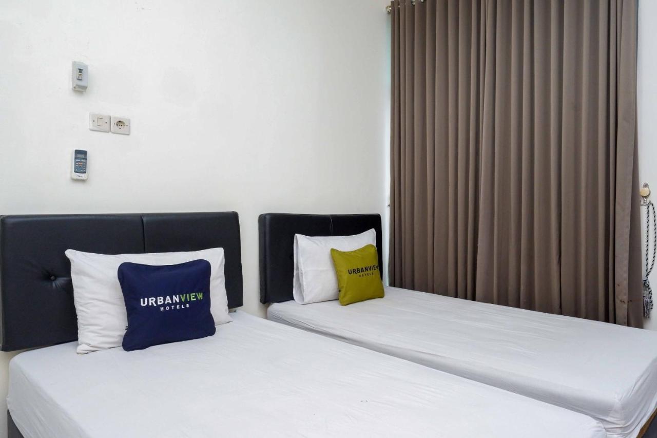Oyo 3746 Double Tree Guesthouse Purwokerto Buitenkant foto